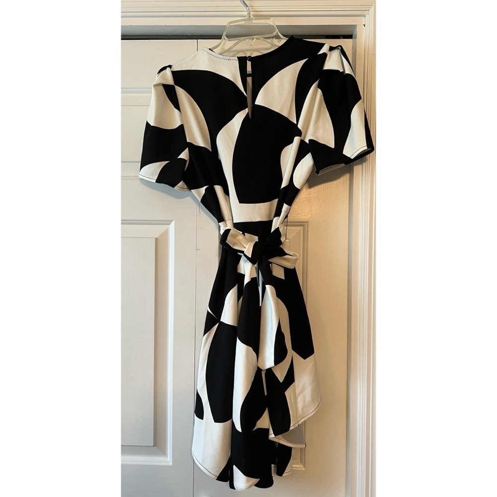 New York & Company Graphic Black White Abstract High Low Tie Dress EUC M #889 - Picture 5 of 7